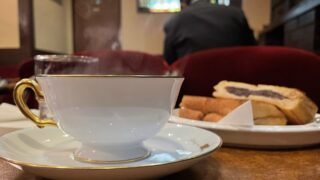 珈琲ショパン （CHOPIN）＠神田｜アンプレスが美味しい老舗喫茶 